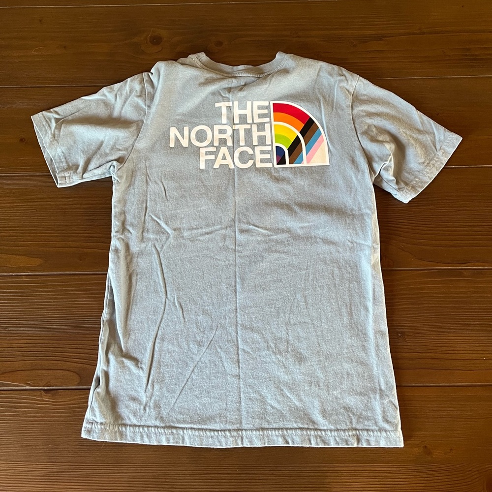 The North Face Boys Tee size 10/12